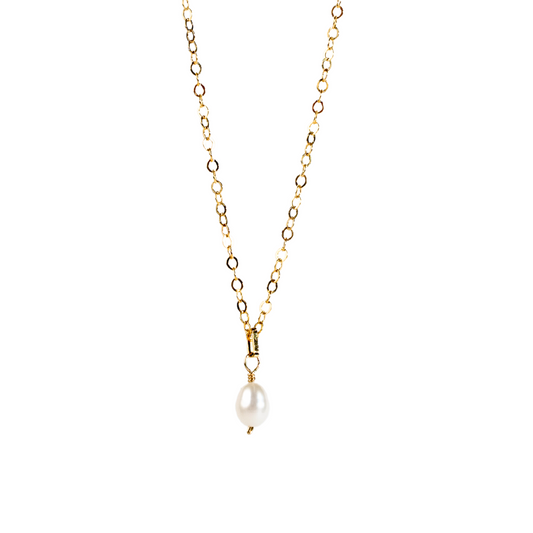 Solitaire Pearl Necklace