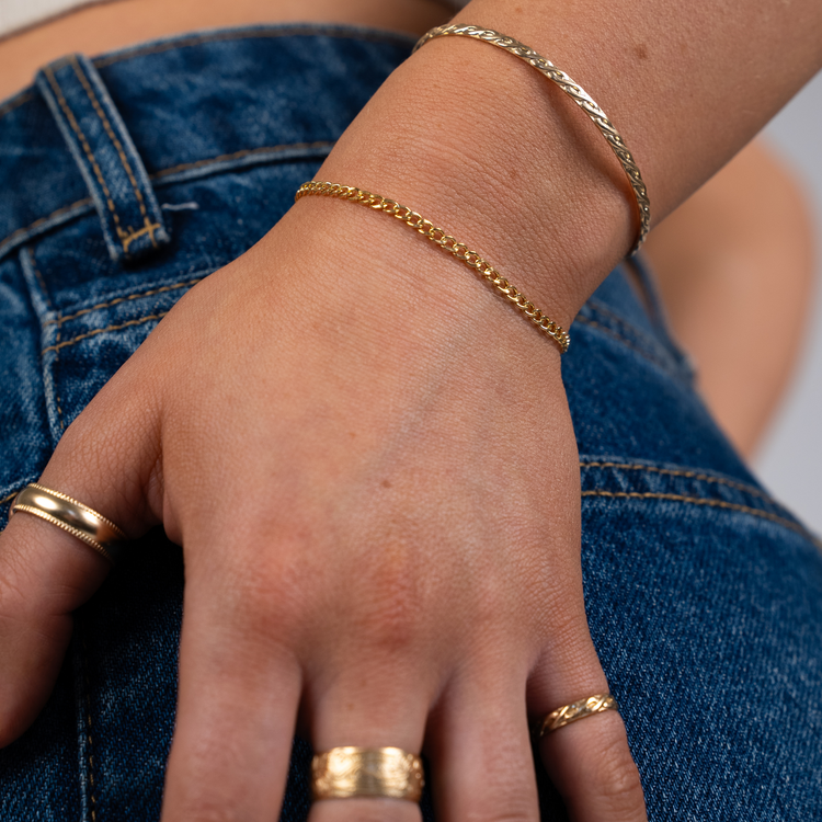 Curb Link Bracelet