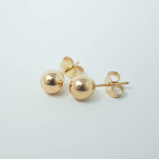 Ball Stud Earrings | 5mm - Quinney Collection